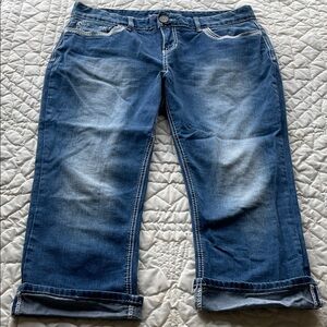 Maurices Blue Boyfriend Capri Rolled Cuff Jeans